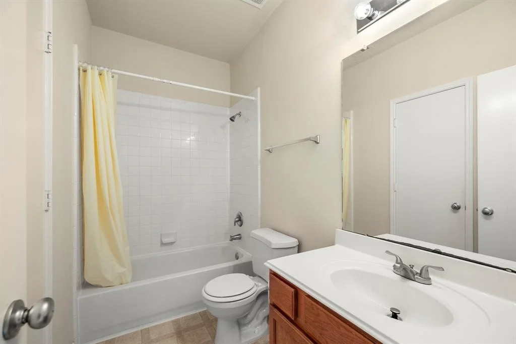 Photo of 4030 Mossy Place Lane