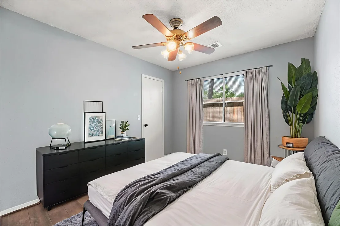 Photo of 9310 Palm Shores Drive