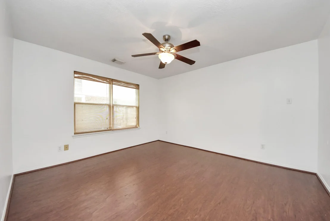 Photo of 7238 Foxshadows Lane