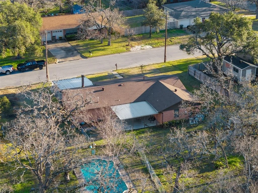 Photo of 902 Mitchell Street