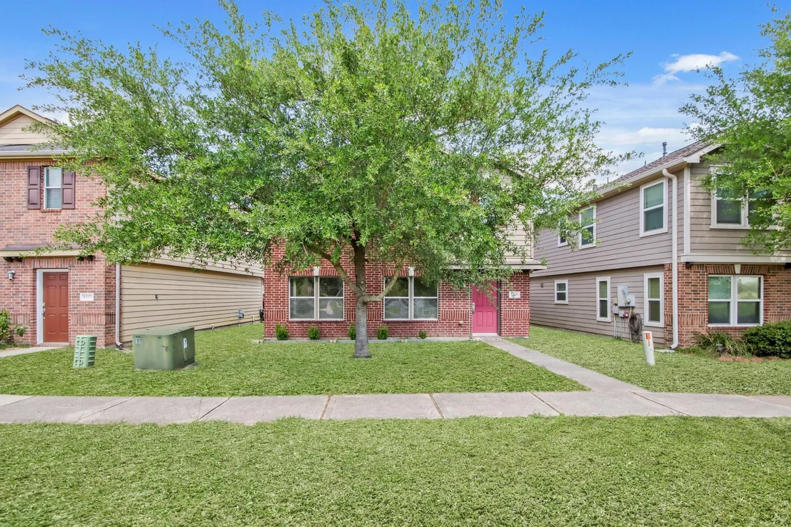 Photo of 1223 Grassy View Drive