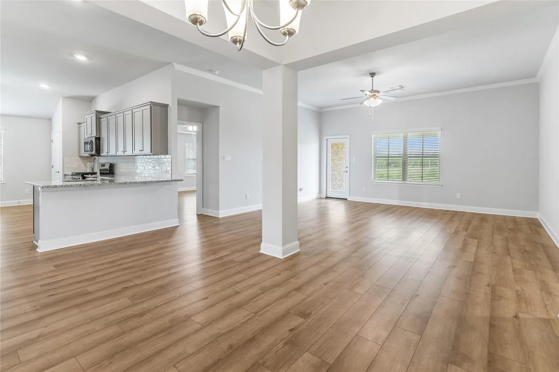 Photo of 4320 Leslie's Way