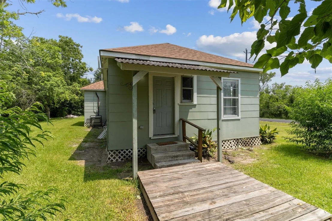 Photo of 12903 Sandpiper Road