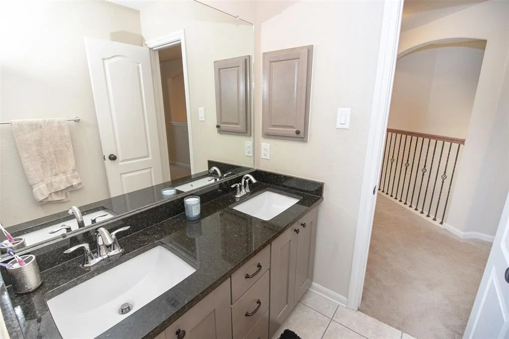Photo of 4947 Ginger Bluff Trail