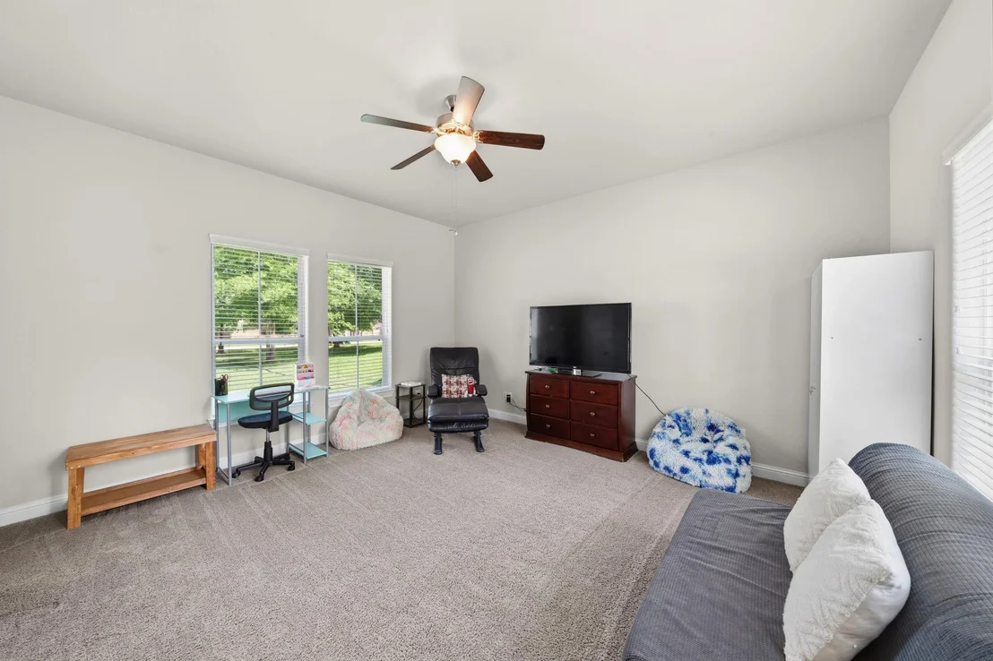 Photo of 24954 Shady Oak Drive
