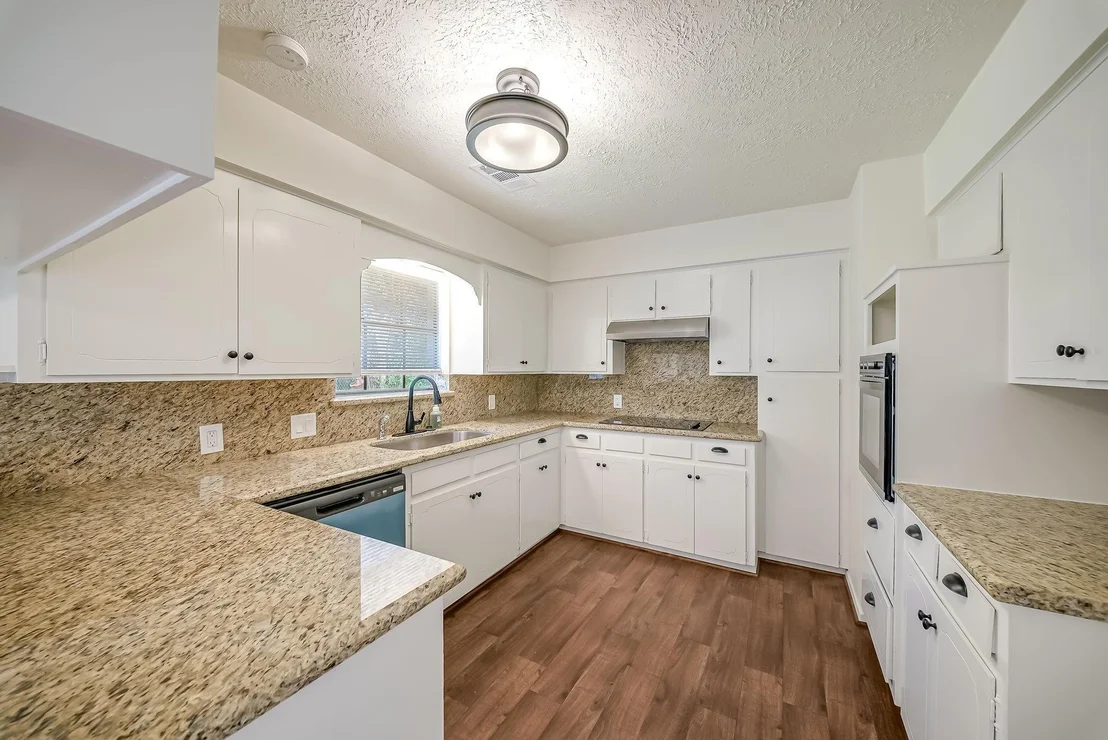 Photo of 1410 Parkside Drive