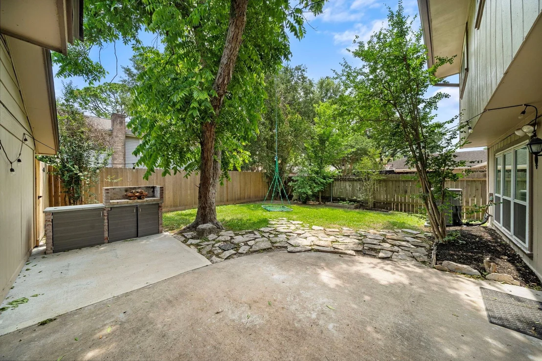 Photo of 2830 Bernadette Lane