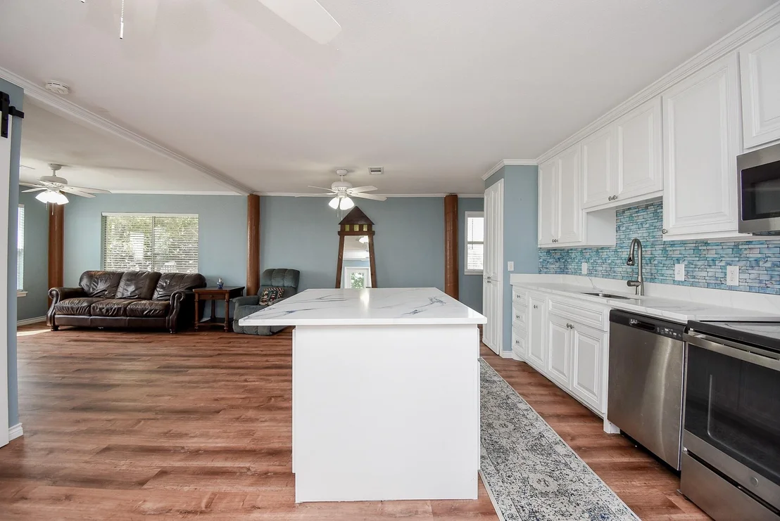 Photo of 2116 W Bayshore Drive