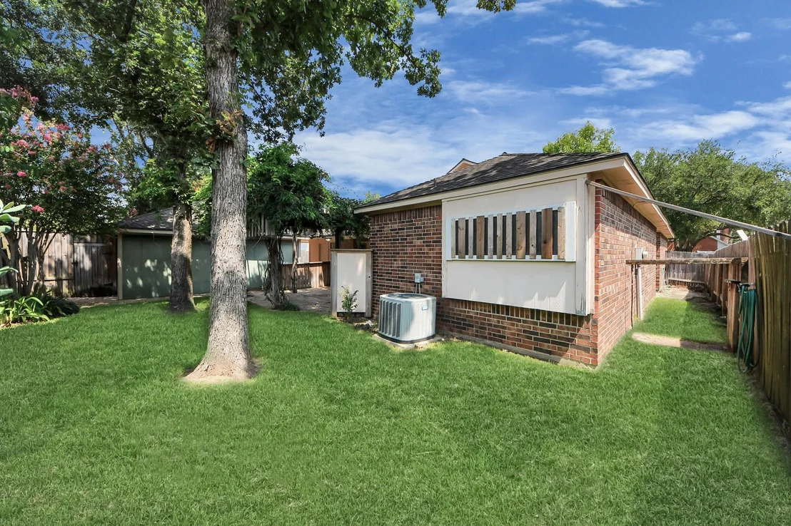 Photo of 6447 Old Hickory Street