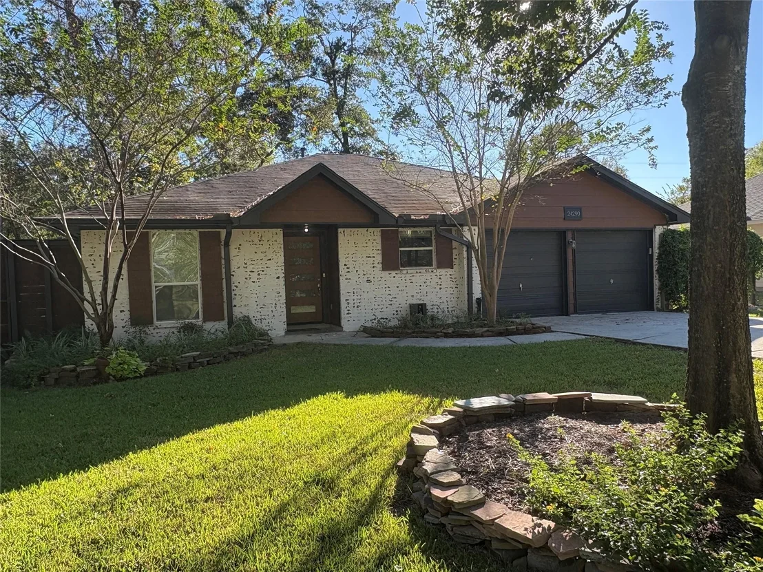 Photo of 24290 Glen Loch Drive