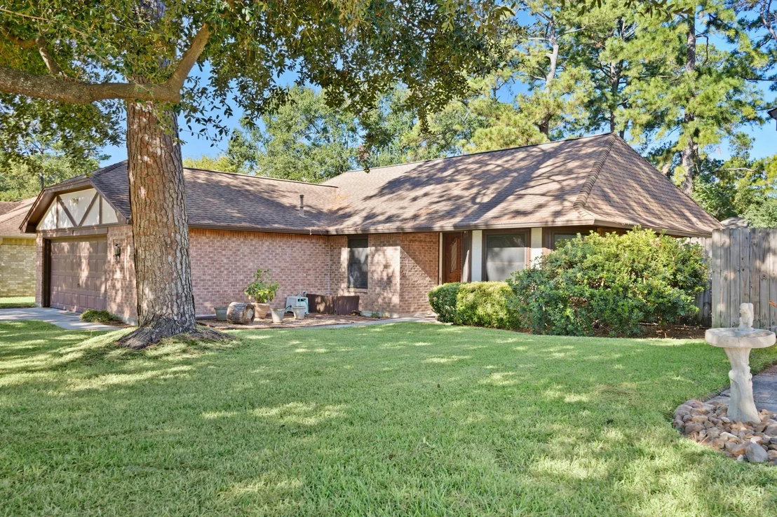Photo of 9518 Dundalk Street