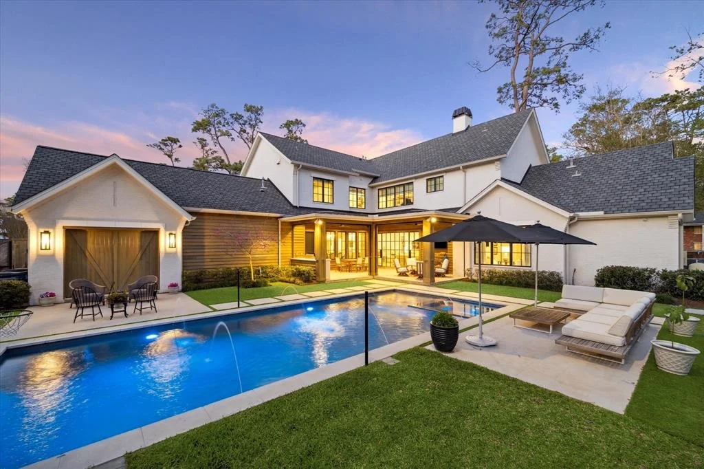 Photo of 415 Coachman Lane