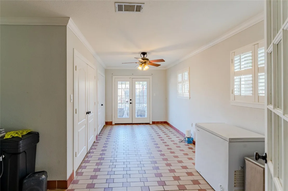 Photo of 11407 Iberia Drive