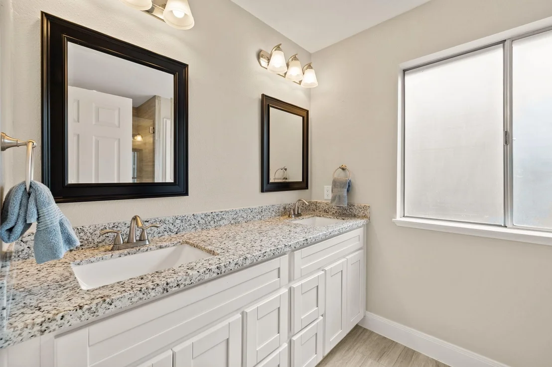 Photo of 1607 Richvale Lane