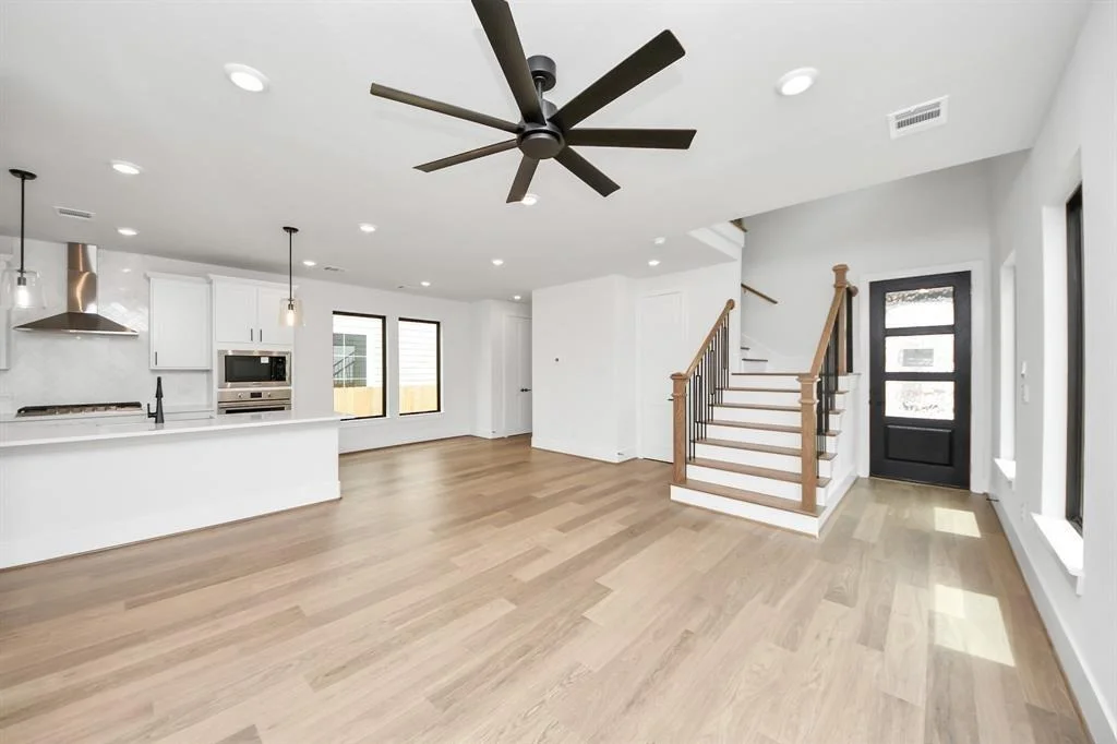Photo of 405 Forest Reserve Place
