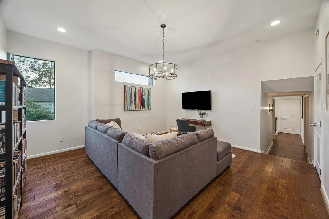 Photo of 10818 Pepper Lane