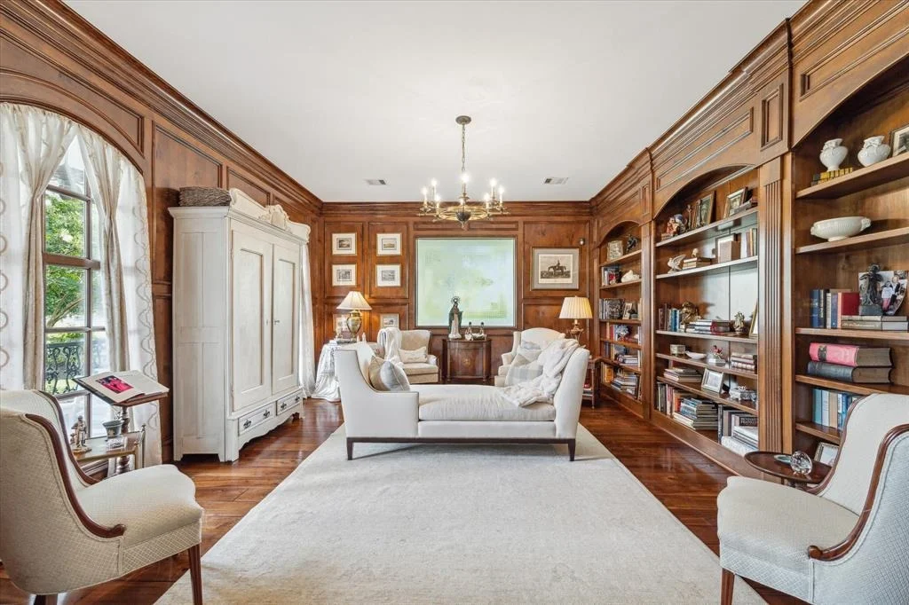 Photo of 31243 Riverlake Road