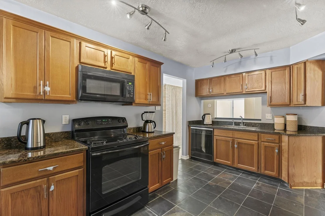 Photo of 4918 Bridgemont Lane