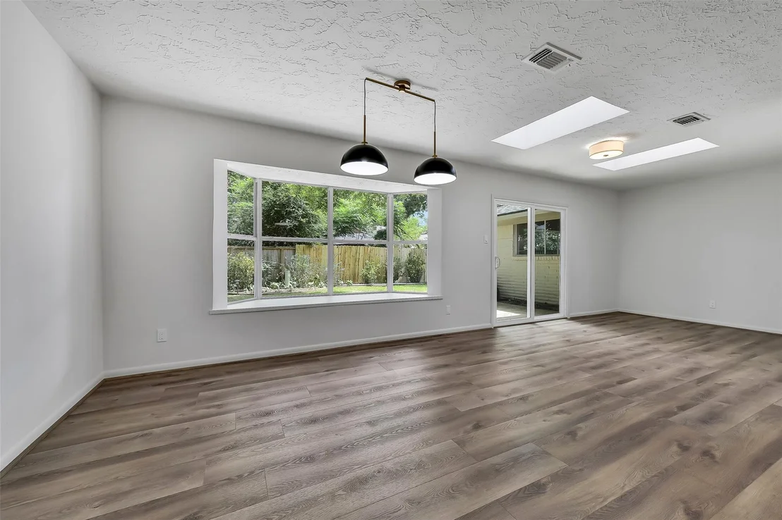 Photo of 1617 Wavecrest Lane