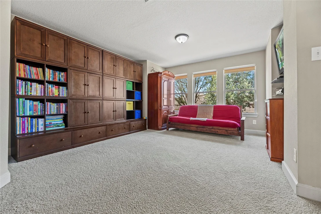 Photo of 6026 Emberwood Falls Drive