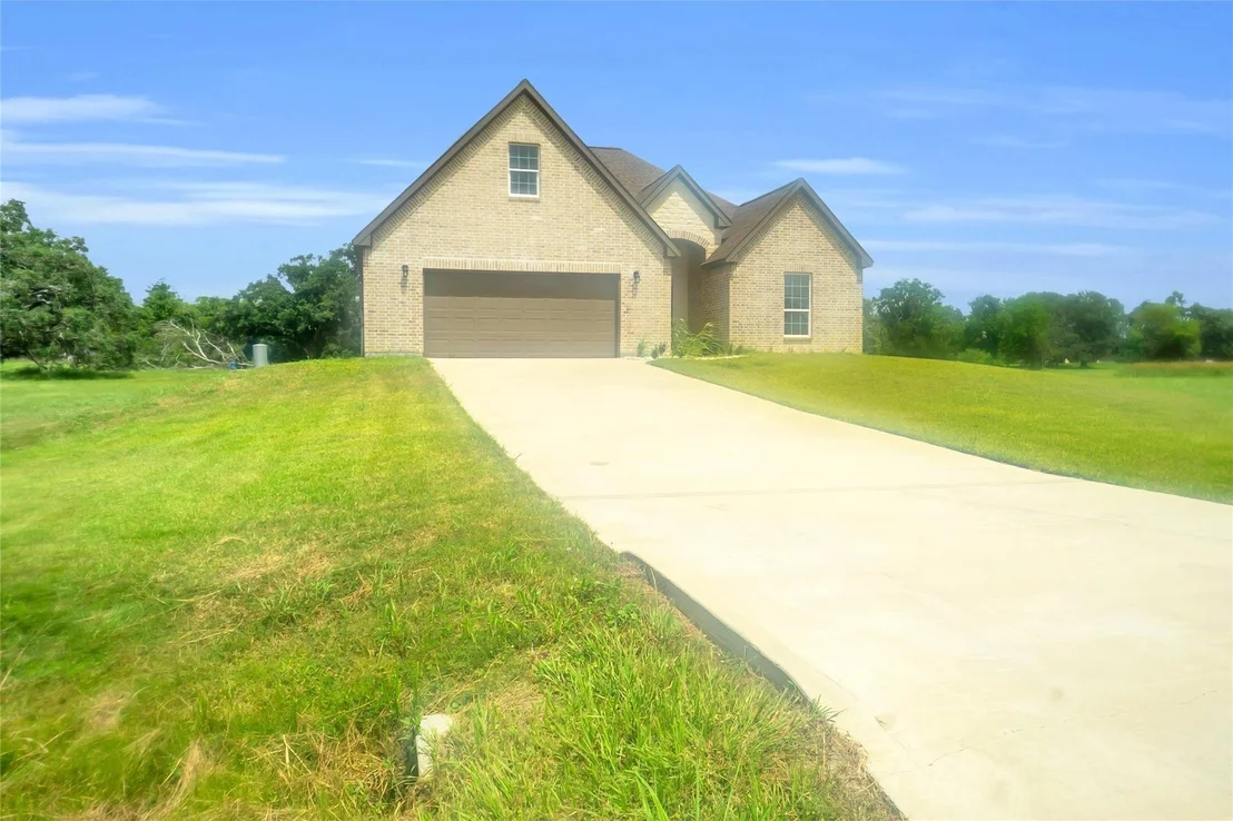 Photo of 632 Mill Road
