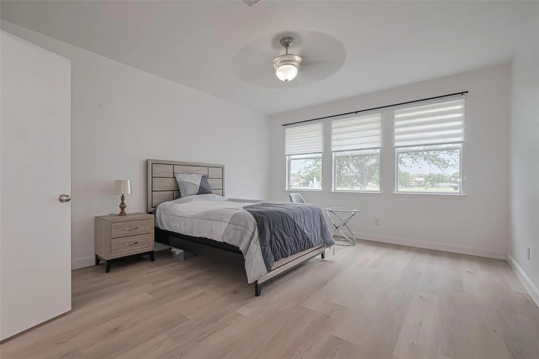 Photo of 25811 Chapman Falls Drive