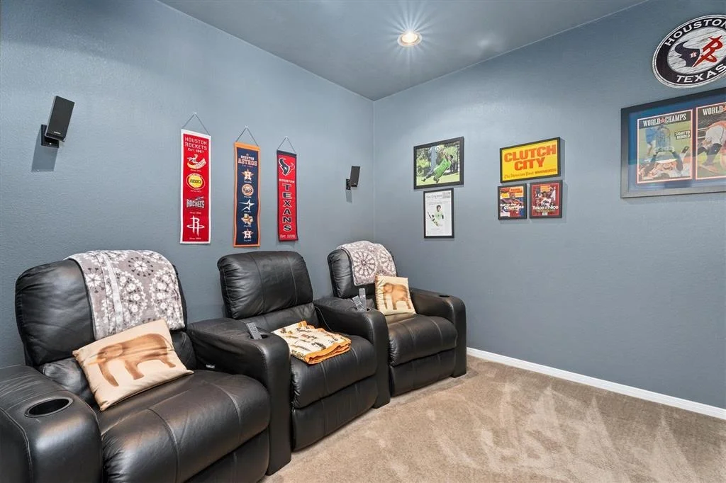 Photo of 2463 Garden Falls Drive