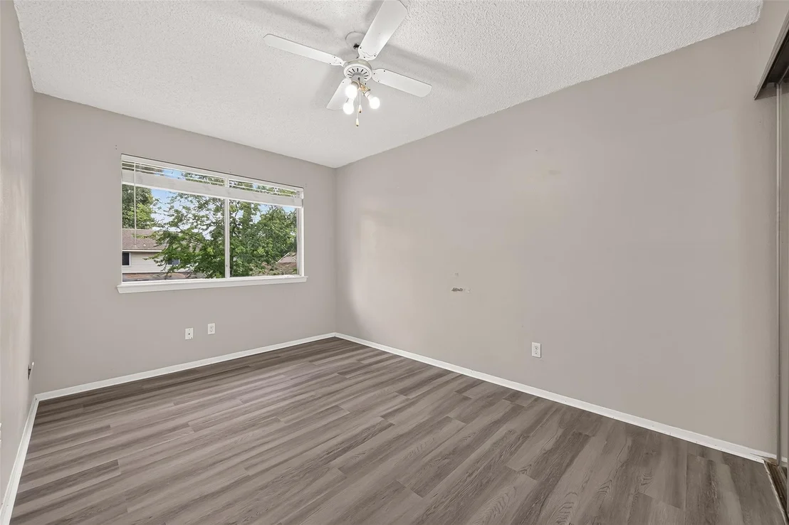Photo of 25310 Mill Pond Lane