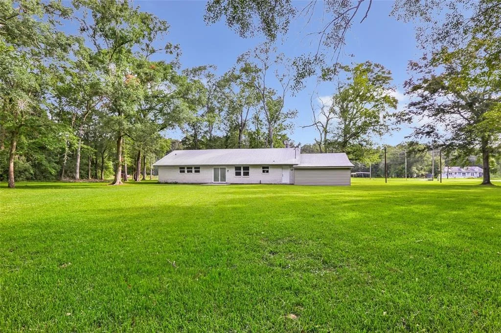 Photo of 3014 Inland Road