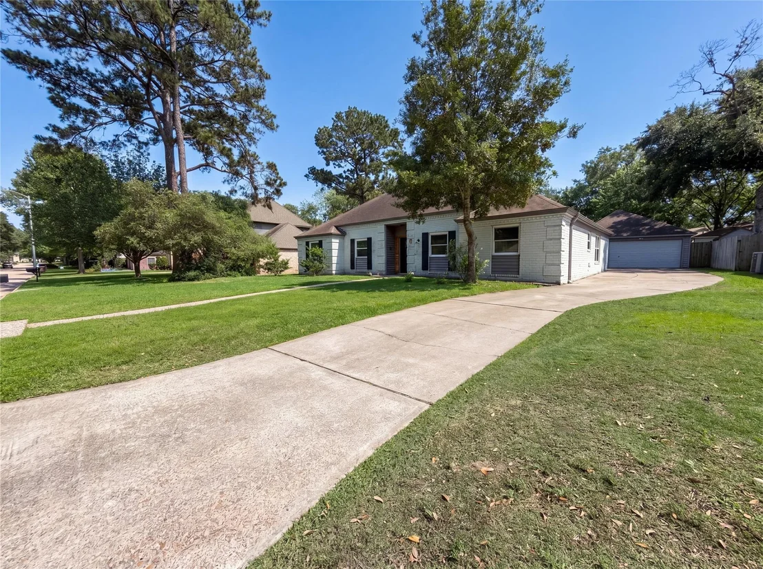 Photo of 7807 Bideford Lane