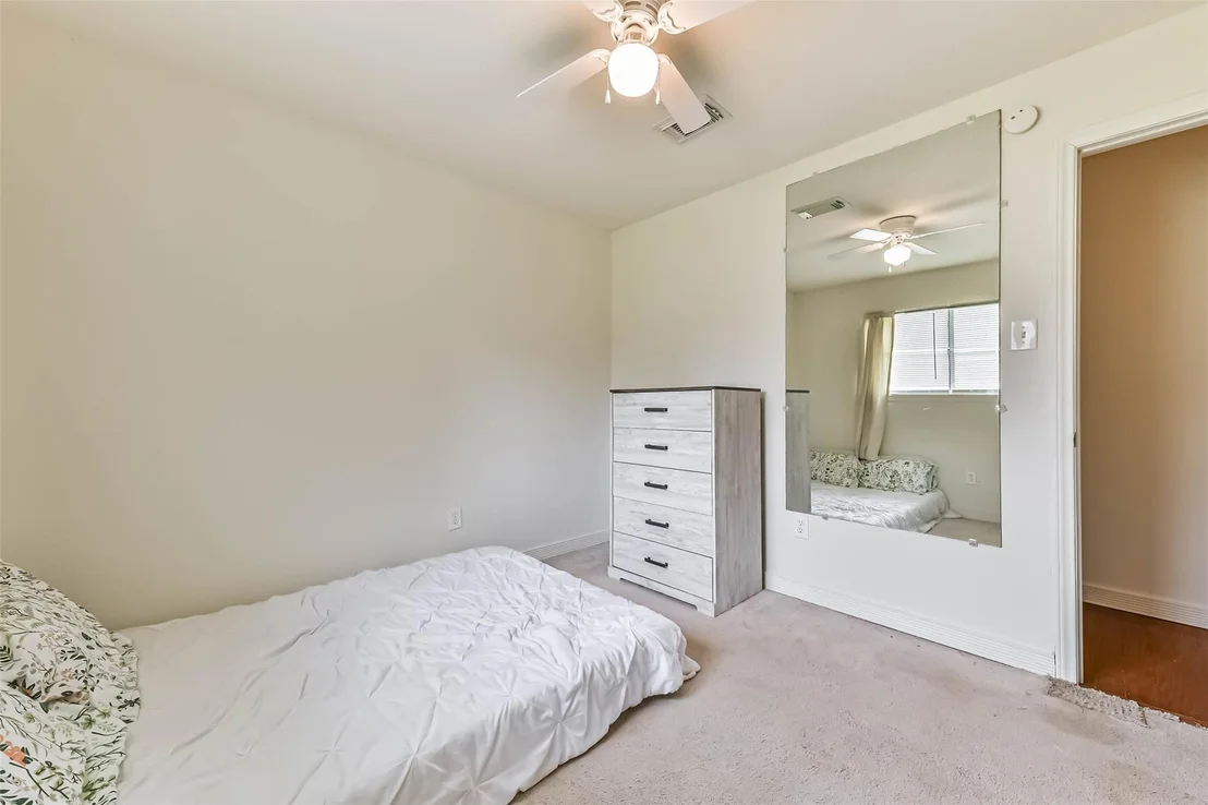 Photo of 115 N Shirley Street