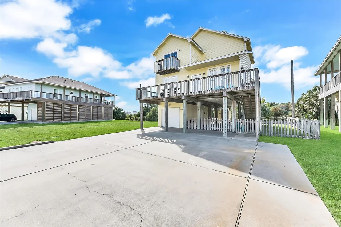 Photo of 4113 Isla Del Sol