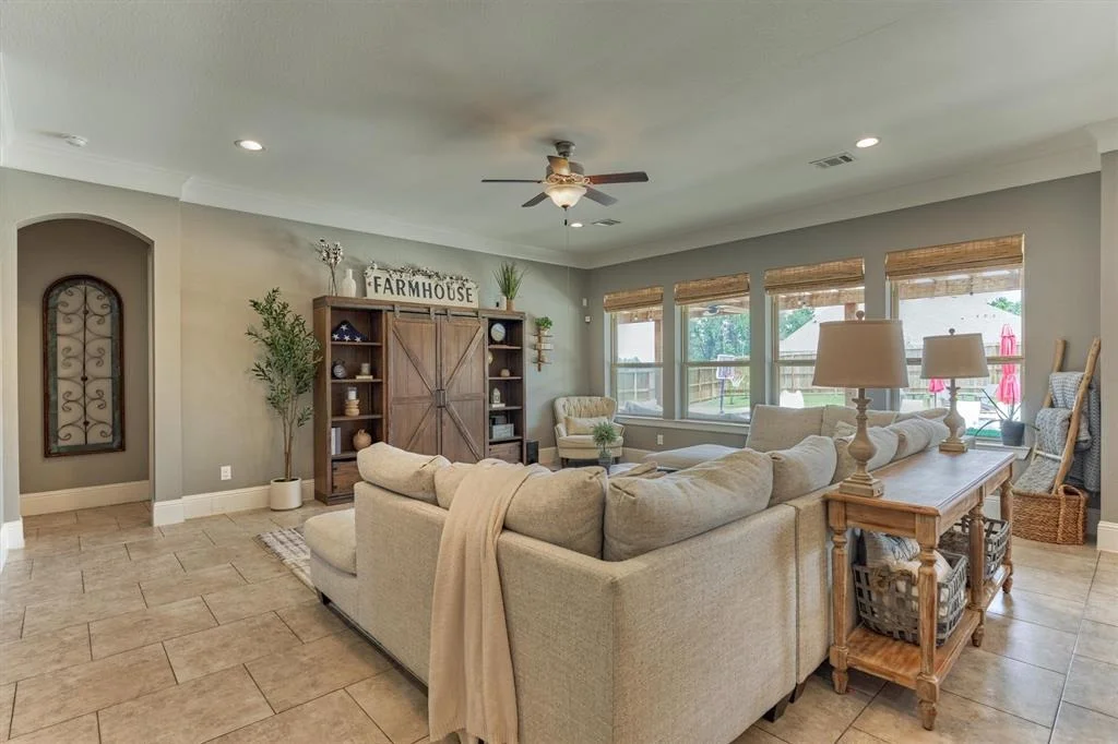 Photo of 40694 Damuth Drive
