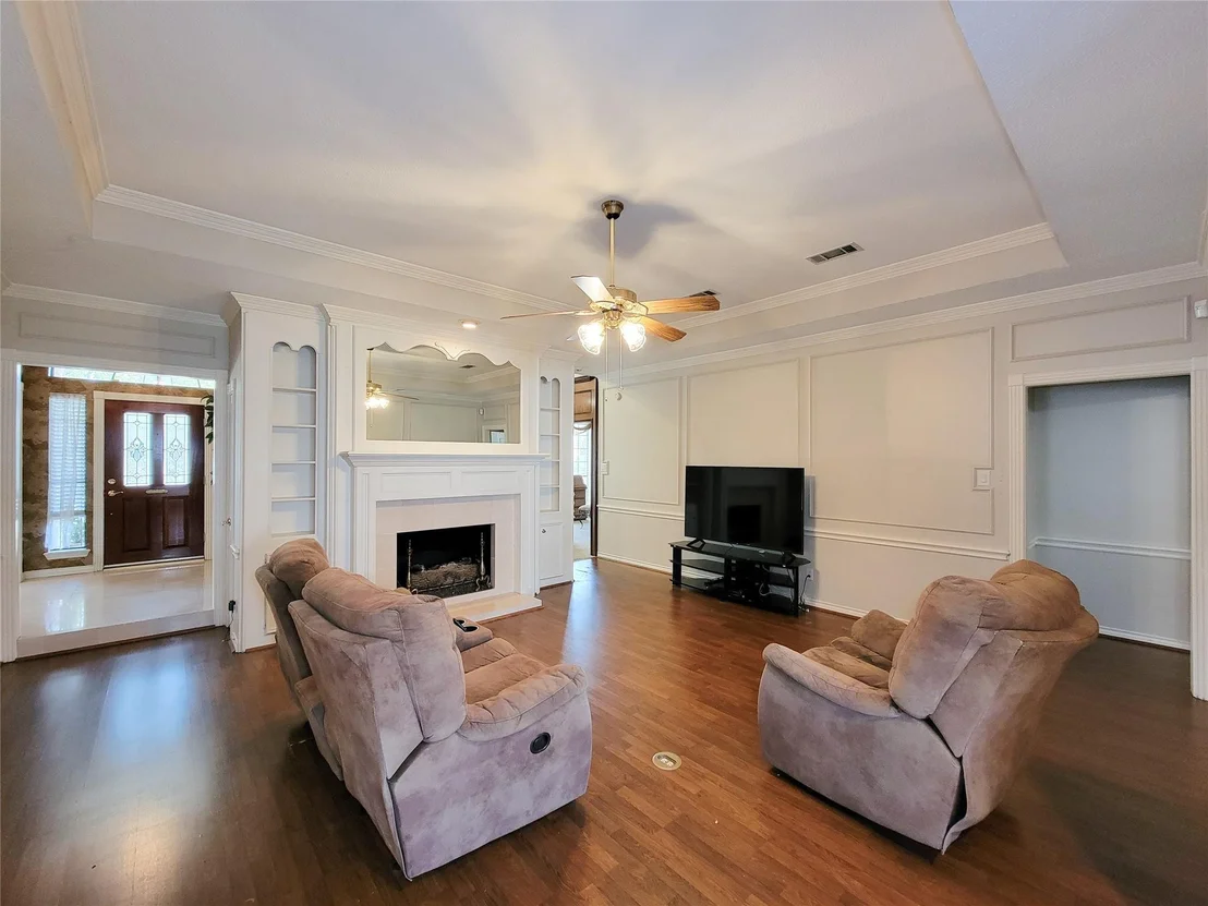 Photo of 5810 Glenmere Lane