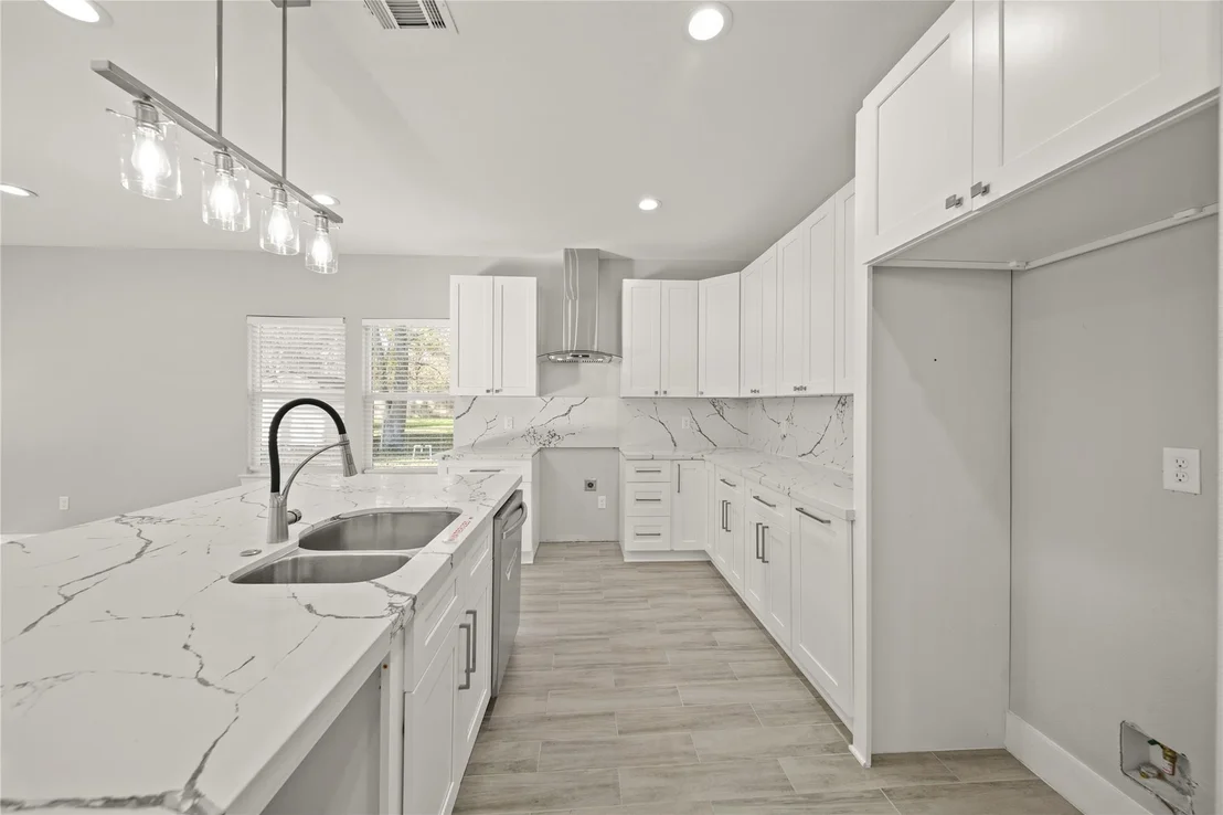 Photo of 719 Moose Drive