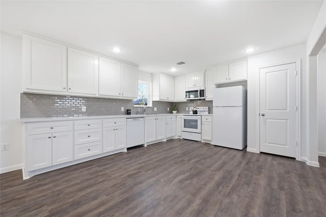 Photo of 6623 County Road 4