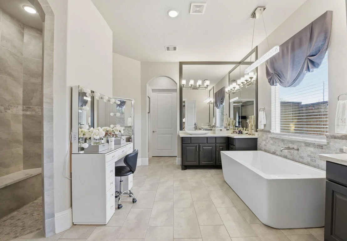 Photo of 5811 Stratton Woods Drive