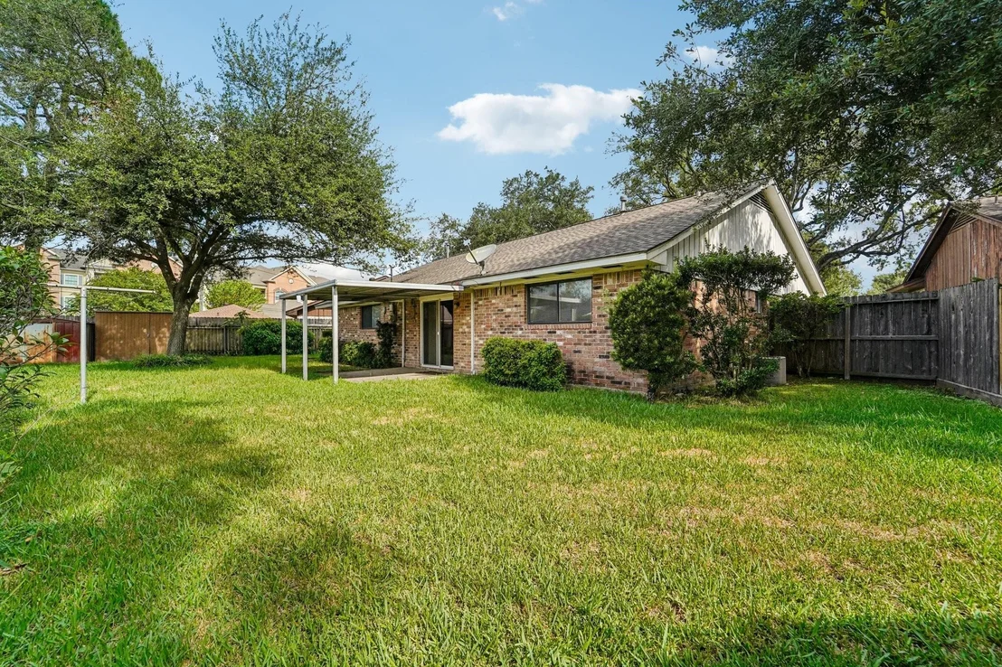 Photo of 6031 Viking Drive