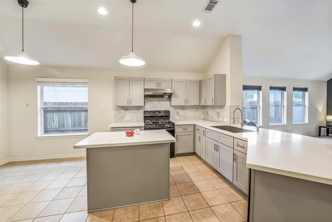 Photo of 7111 Cornflower Lane