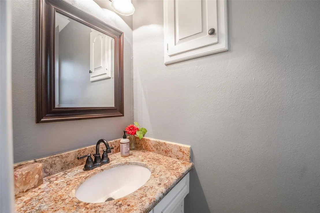 Photo of 14610 Carolcrest Drive