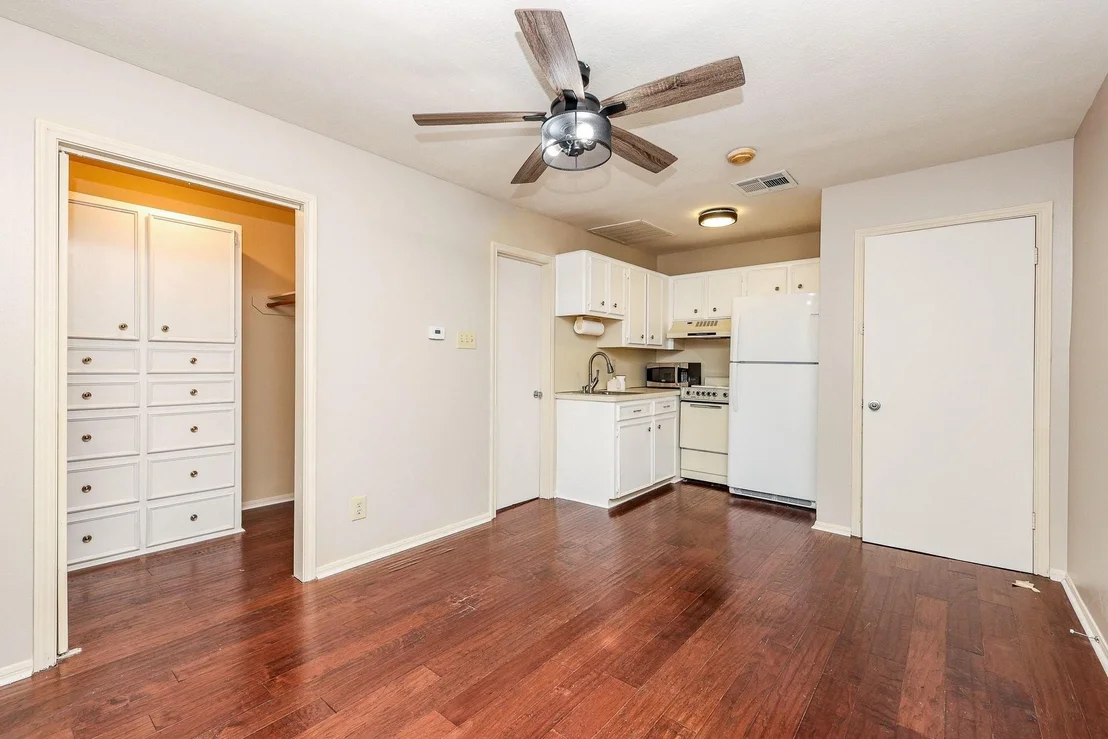 Photo of 22106 Fielder Drive