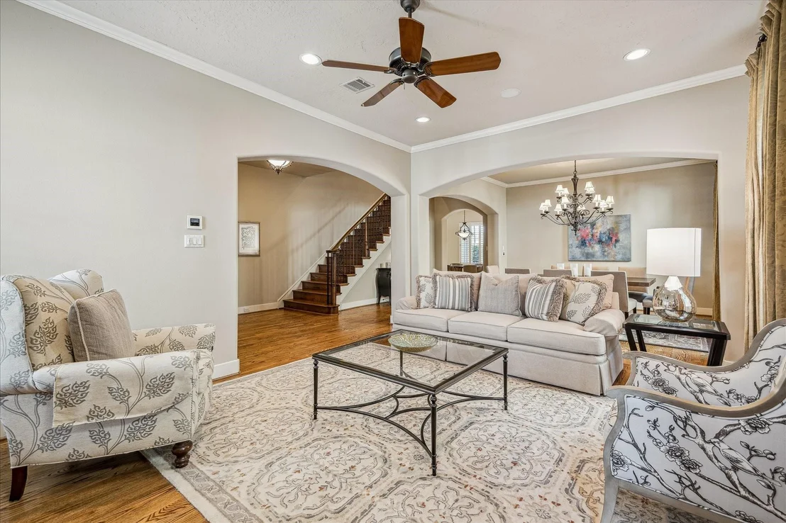 Photo of 2626 Stuart Manor