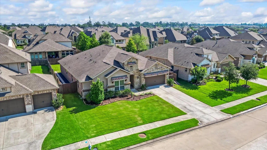 Photo of 8914 Stonebriar Creek Crossing