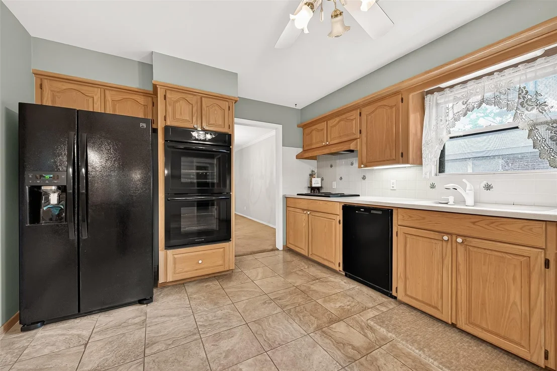 Photo of 5610 Belrose Drive