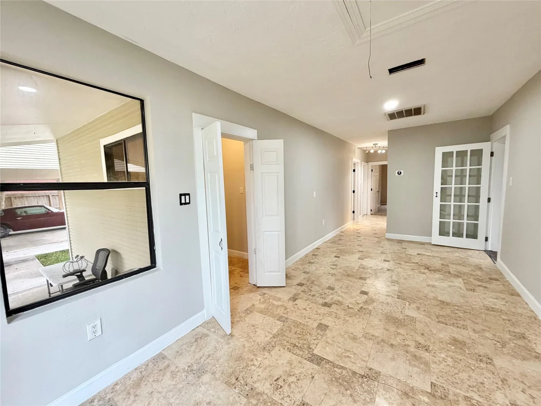 Photo of 6219 Hamblen Drive