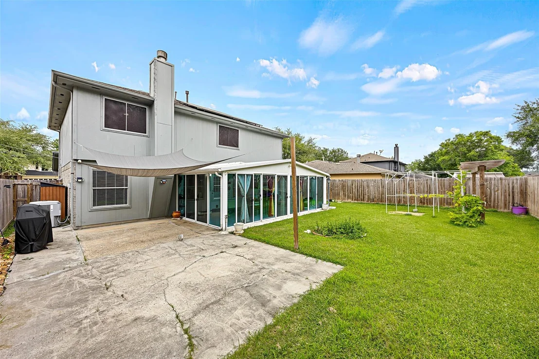 Photo of 2710 Fox View Circle