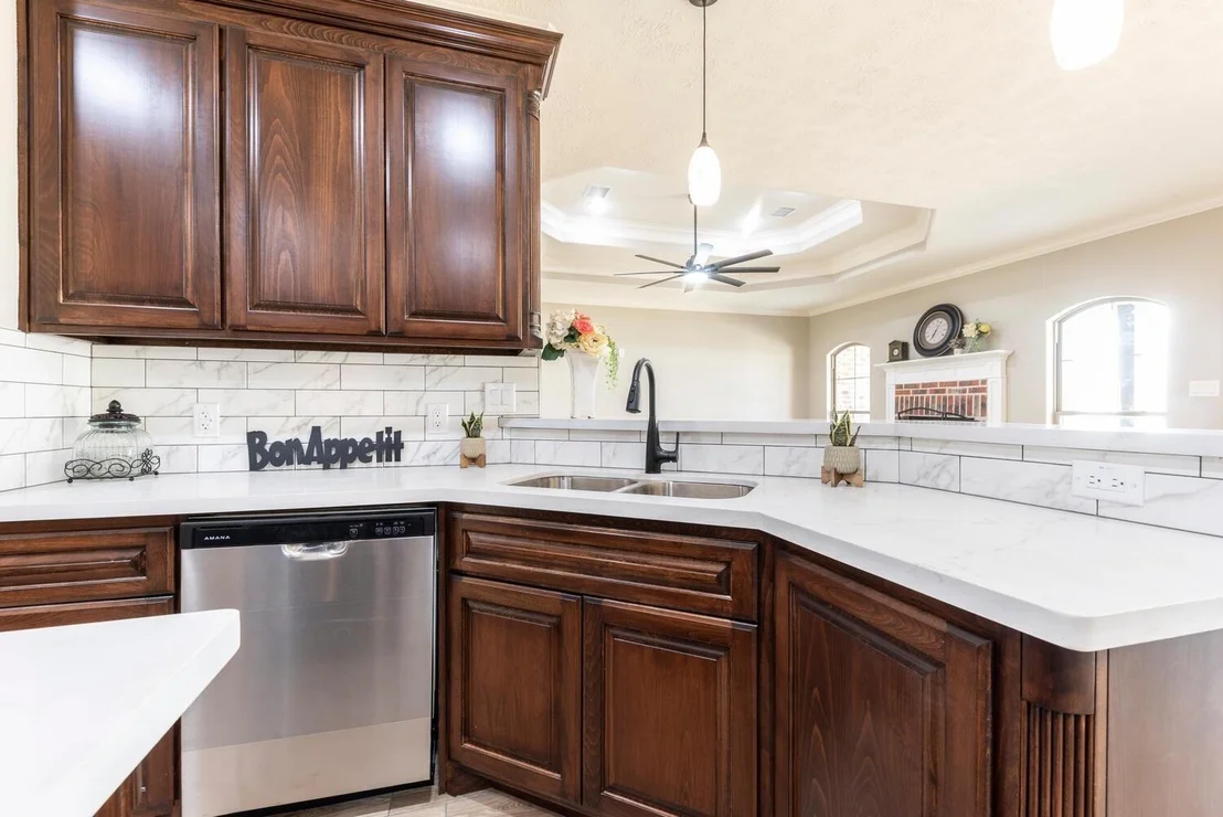Photo of 8390 Westgate