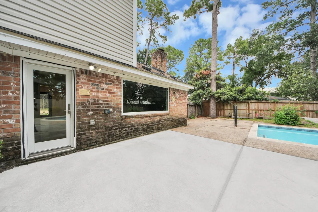 Photo of 5807 Foresthaven Drive