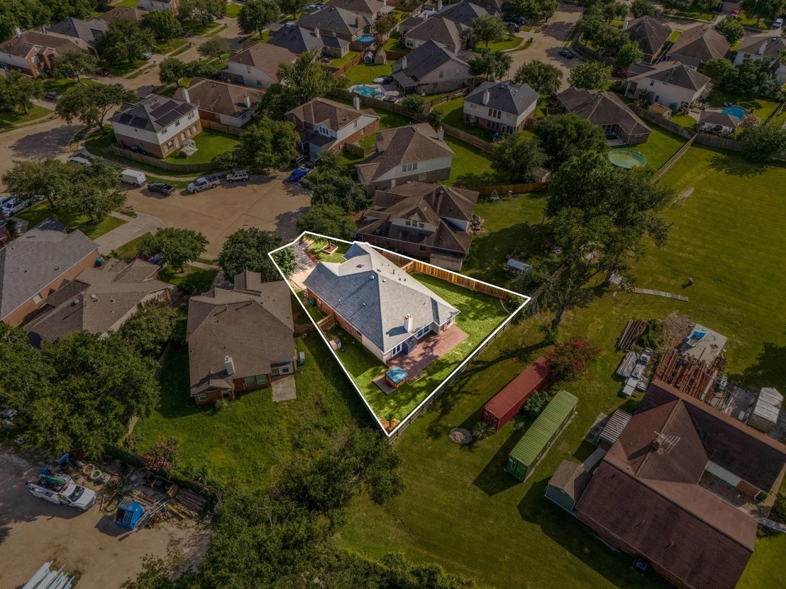 Photo of 20526 Spring Lilac Lane