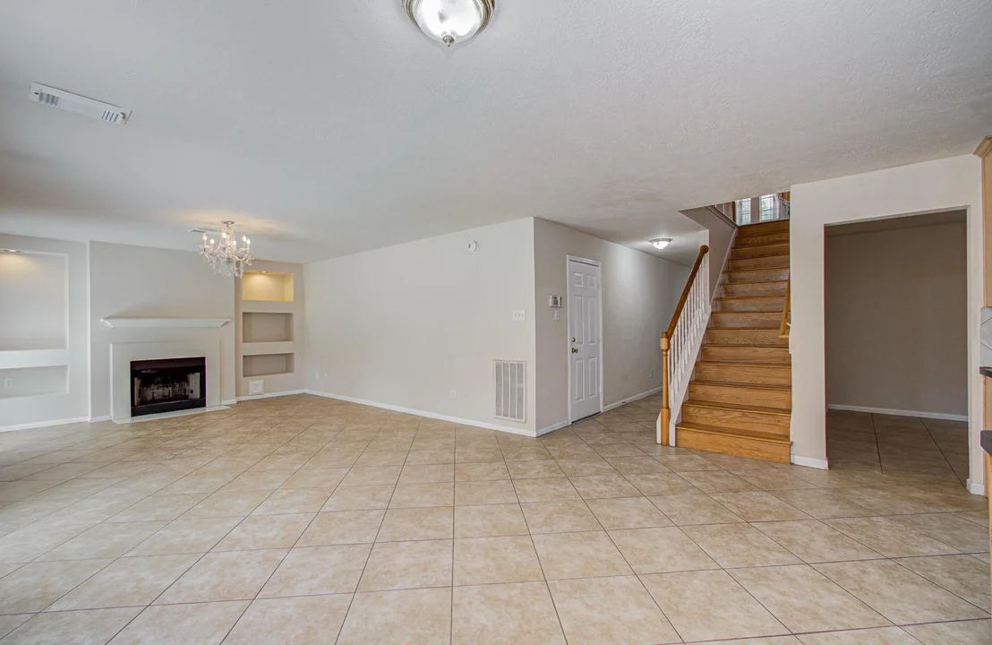 Photo of 5415 Oak Falls Drive